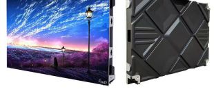 傳統(tǒng)海報(bào)1周就過(guò)時(shí)？LED廣告機(jī)‘秒變內(nèi)容’的運(yùn)營(yíng)省錢攻略”